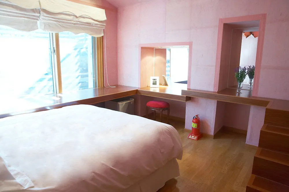 Hansowon Aparthotel